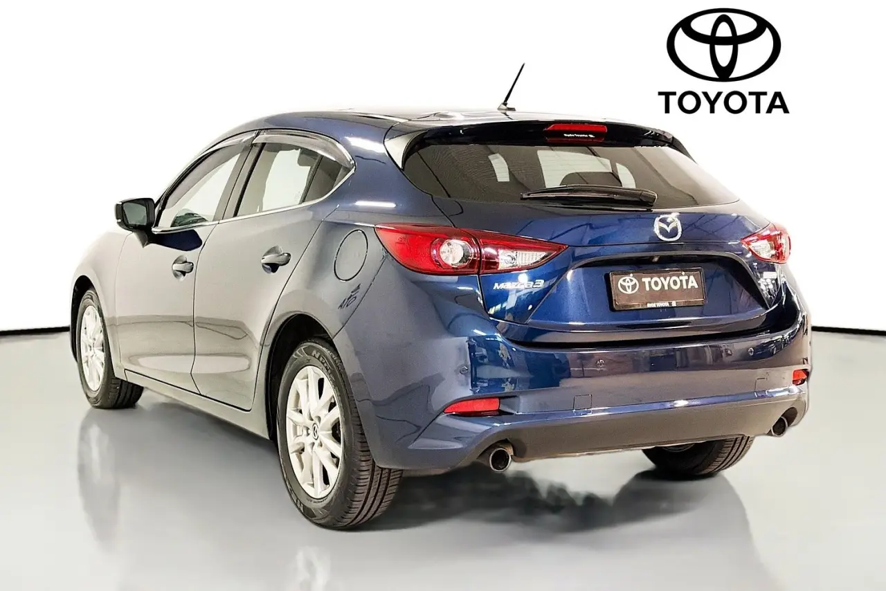 2017 Mazda 3 Gallery Image 6