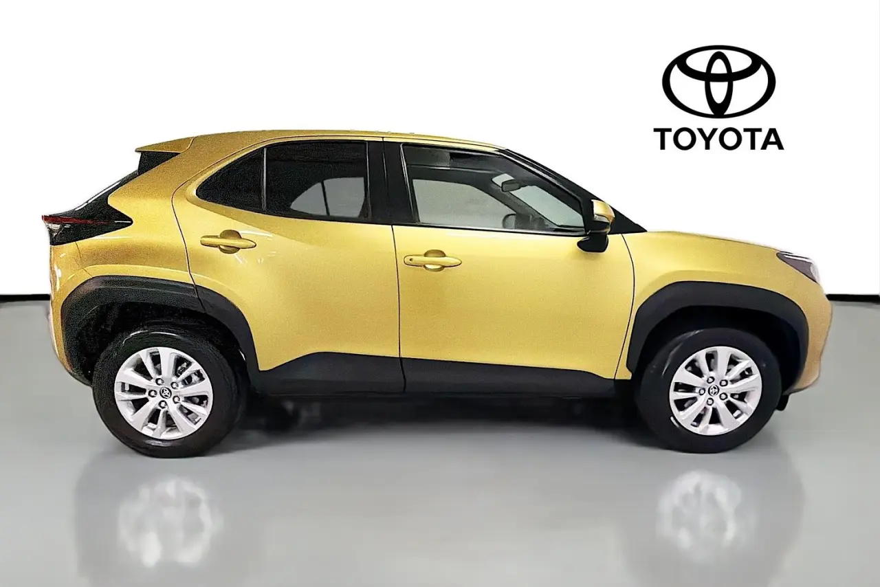 2021 Toyota Yaris Cross Gallery Image 11