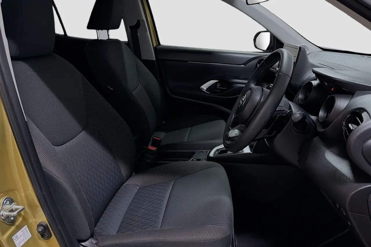 2021 Toyota Yaris Cross Gallery Image 13