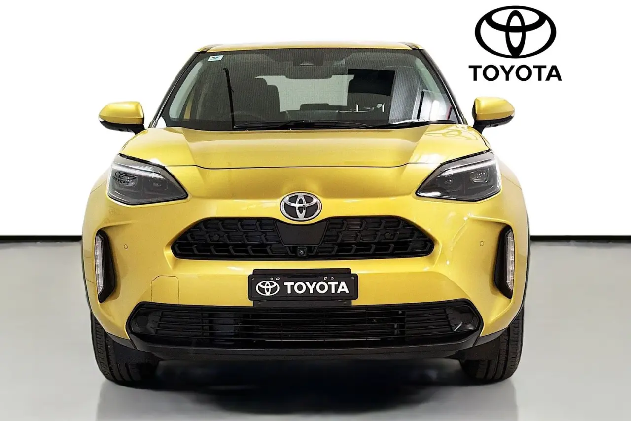 2021 Toyota Yaris Cross Gallery Image 2