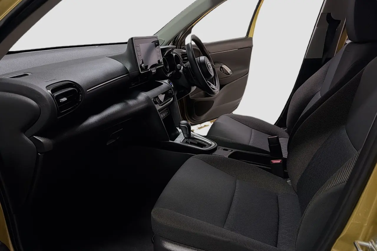2021 Toyota Yaris Cross Gallery Image 25