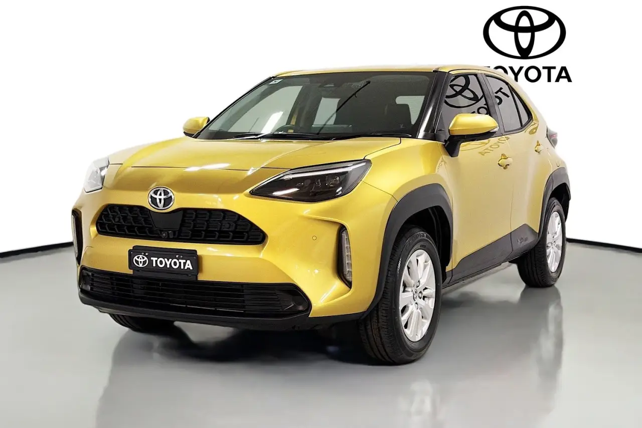 2021 Toyota Yaris Cross Gallery Image 4