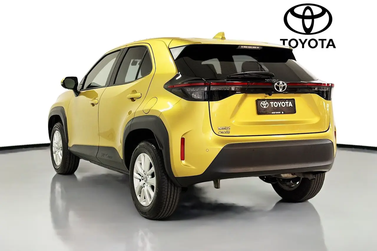 2021 Toyota Yaris Cross Gallery Image 6
