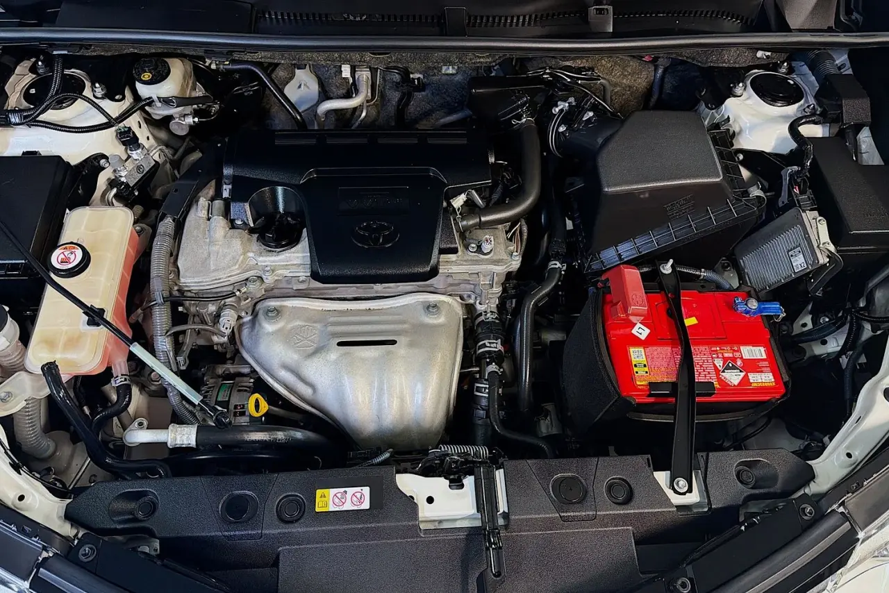 2017 Toyota RAV4 Gallery Image 28