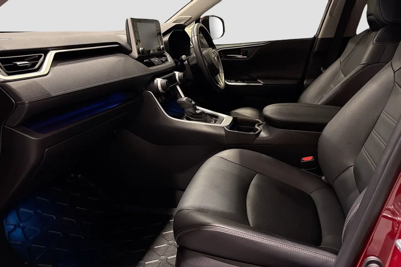 2019 Toyota RAV4 Gallery Image 25