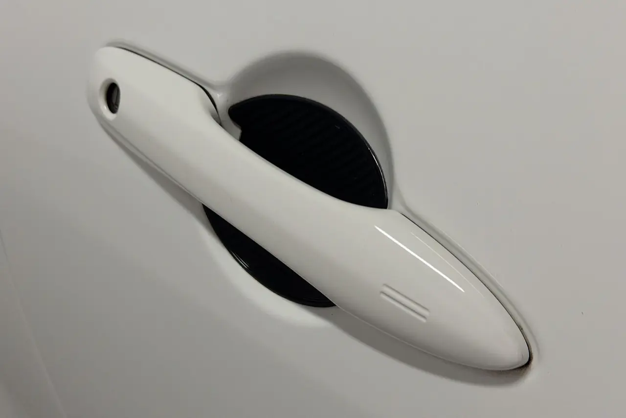 2021 Toyota Yaris Gallery Image 17