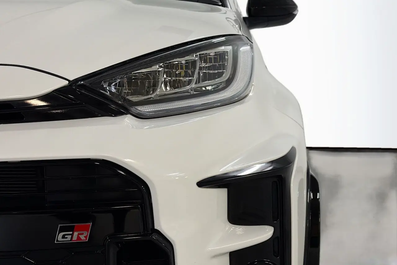 2021 Toyota Yaris Gallery Image 4