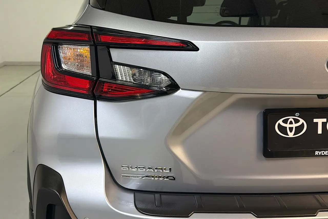 2024 Subaru Crosstrek Gallery Image 8