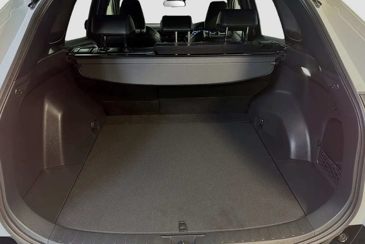 2025 Toyota RAV4 Gallery Image 26