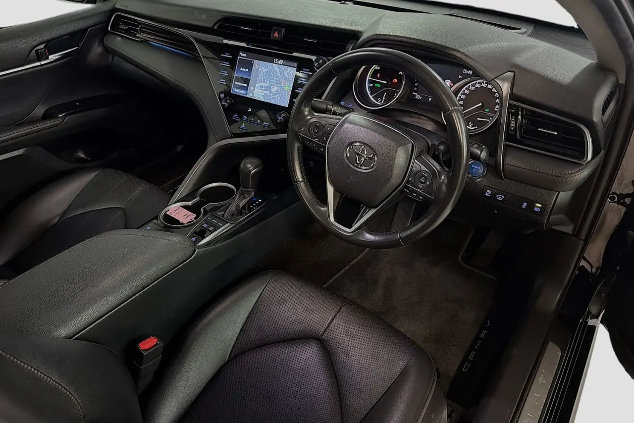 2020 Toyota Camry Gallery Image 23
