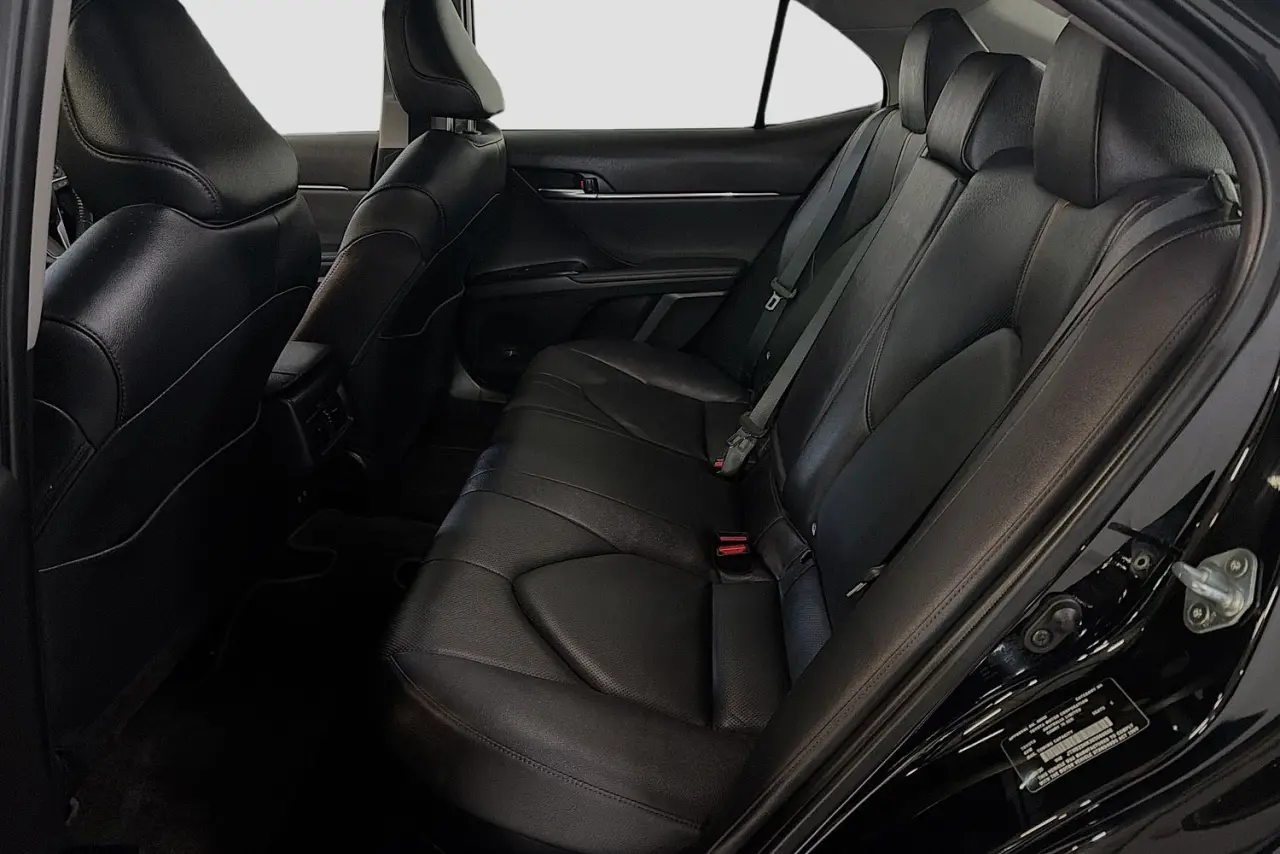 2020 Toyota Camry Gallery Image 26