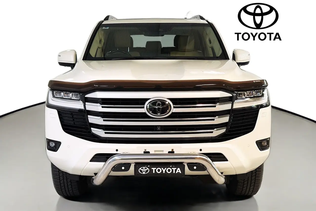 2021 Toyota Landcruiser Gallery Image 2