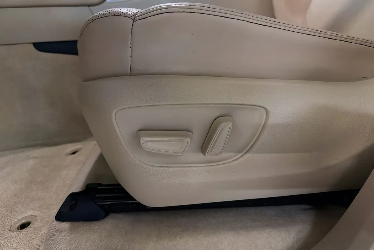 2021 Toyota Landcruiser Gallery Image 29