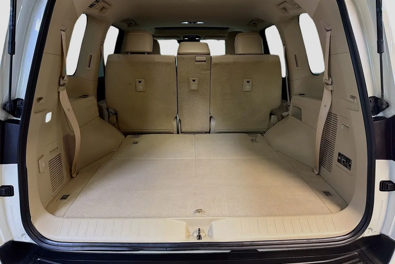 2021 Toyota Landcruiser Gallery Image 31