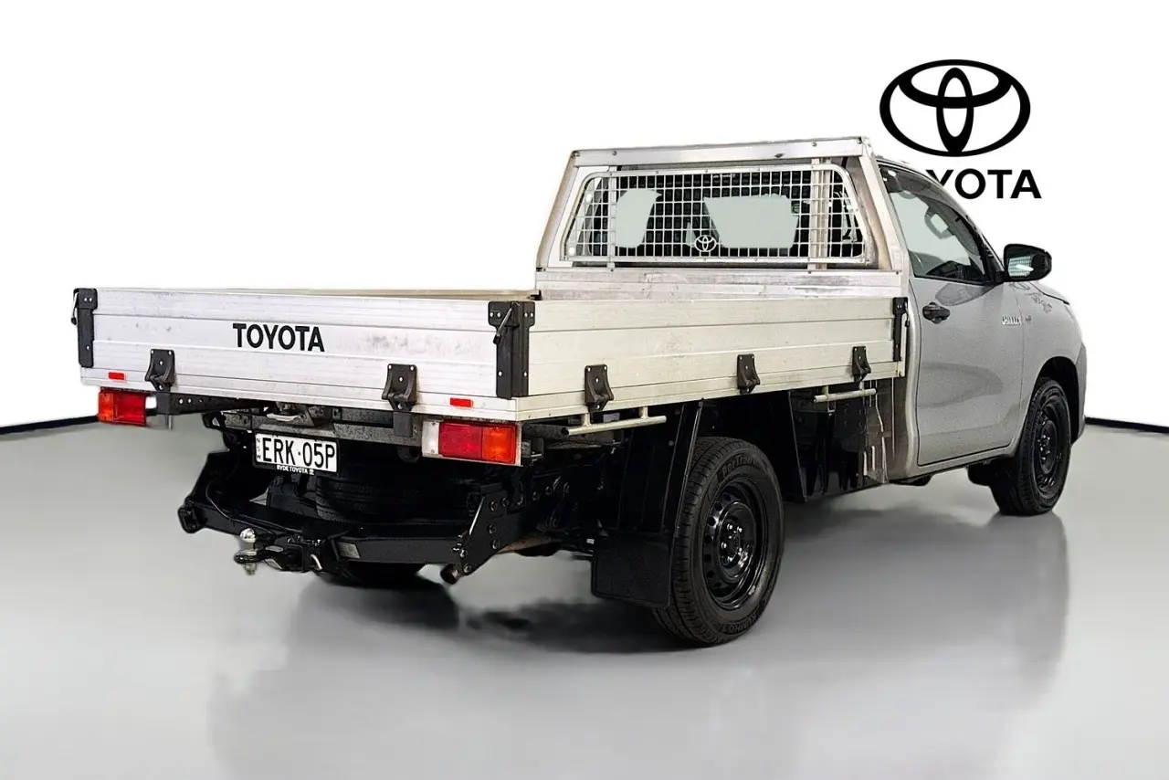 2021 Toyota Hilux Gallery Image 10