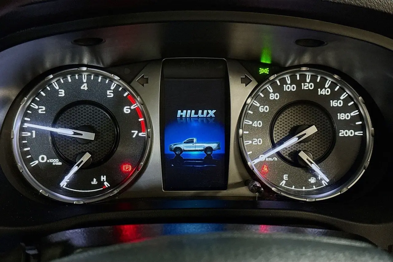 2021 Toyota Hilux Gallery Image 19