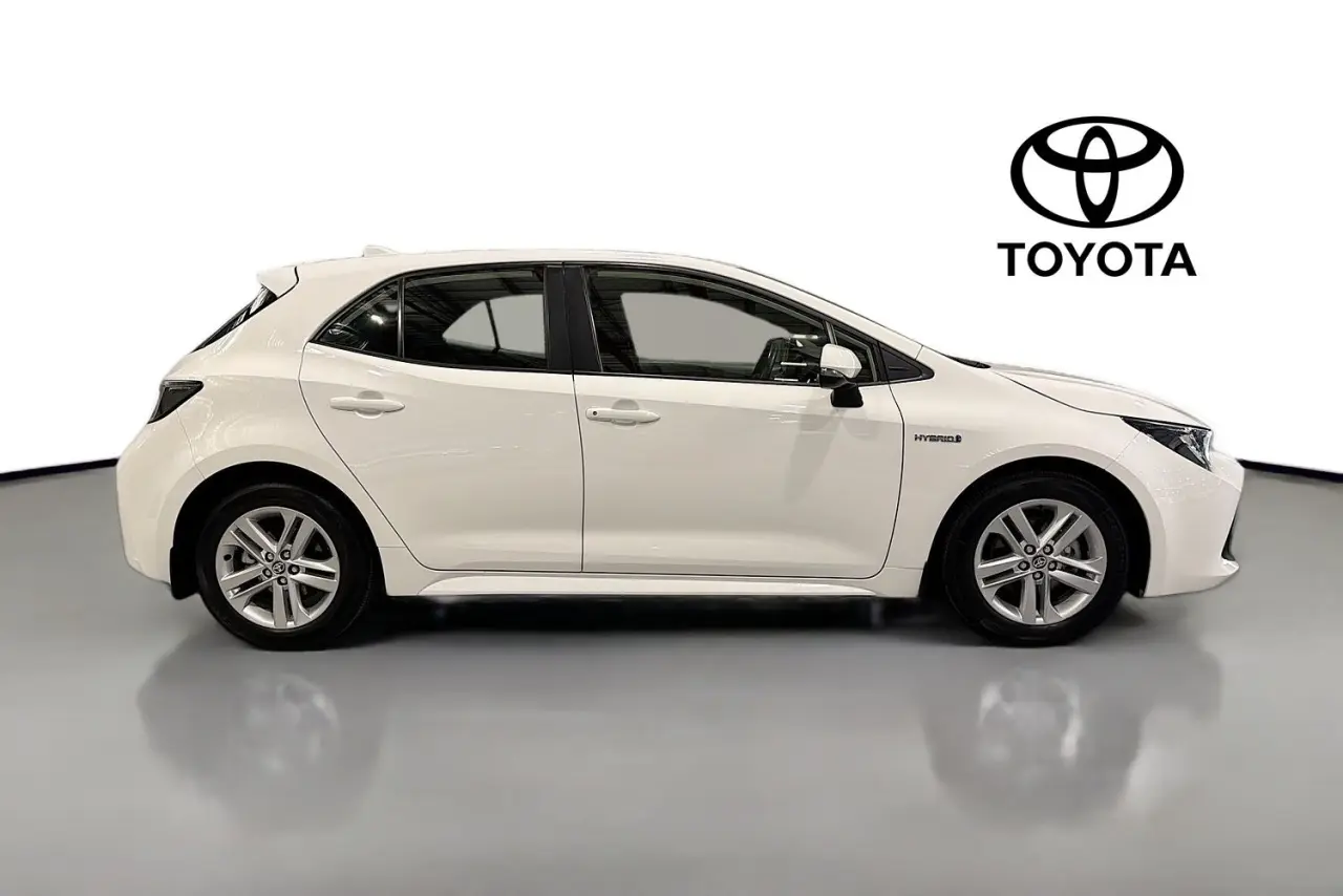 2021 Toyota Corolla Gallery Image 11