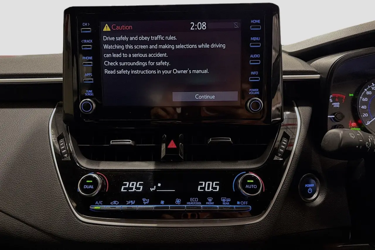 2021 Toyota Corolla Gallery Image 16