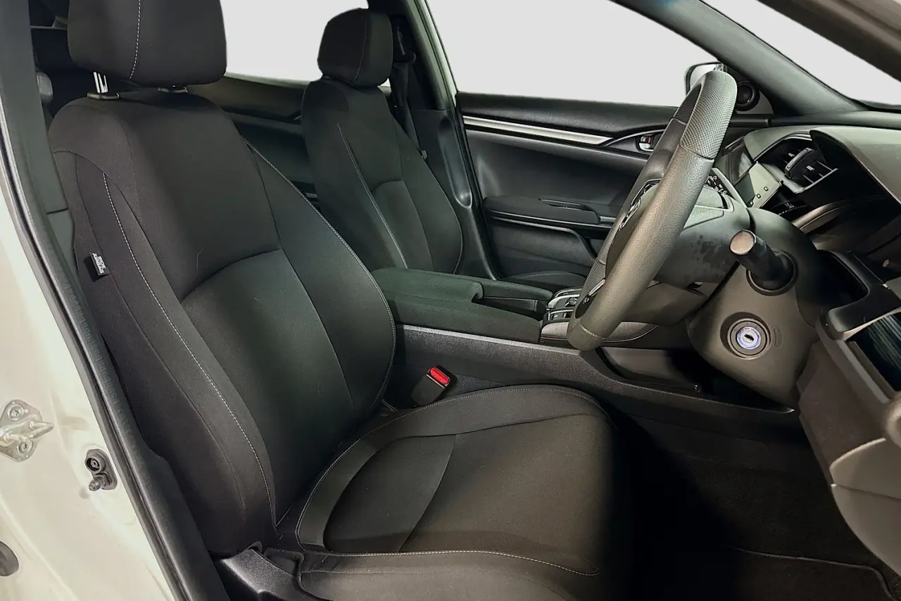 2020 Honda Civic Gallery Image 13