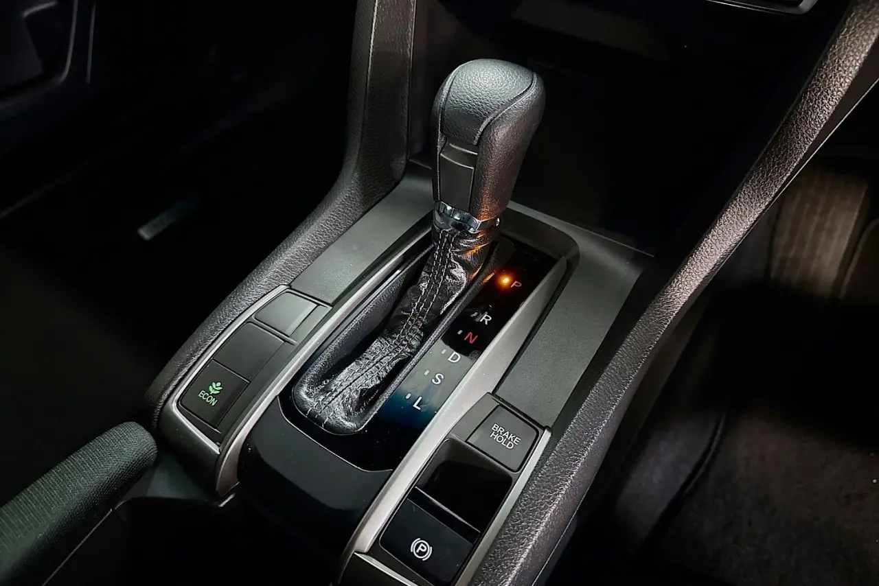 2020 Honda Civic Gallery Image 17