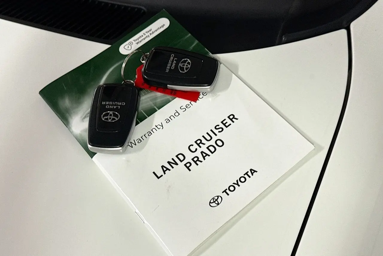 2021 Toyota Landcruiser Prado Gallery Image 30