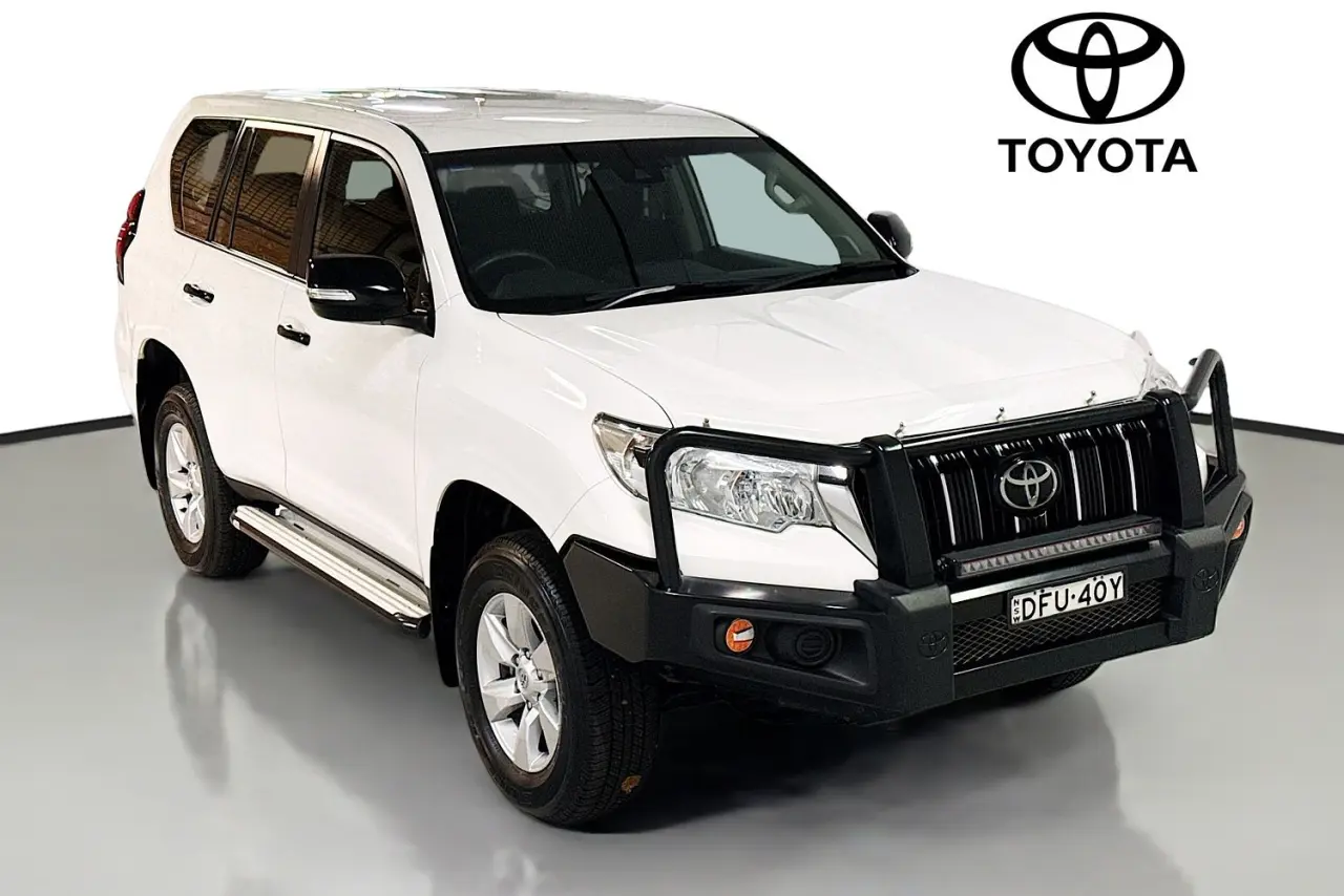 2021 Toyota Landcruiser Prado Gallery Image 31