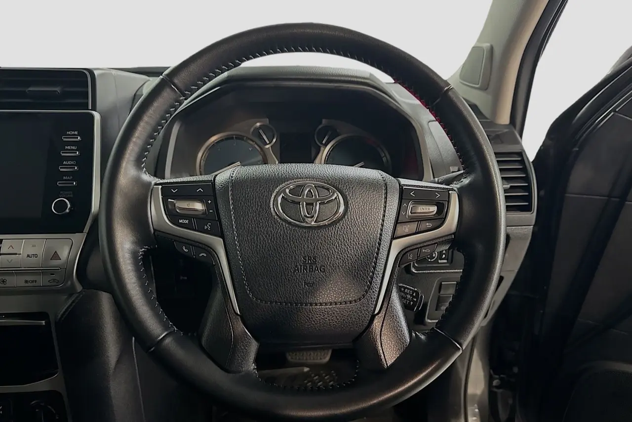 2023 Toyota Landcruiser Prado Gallery Image 22