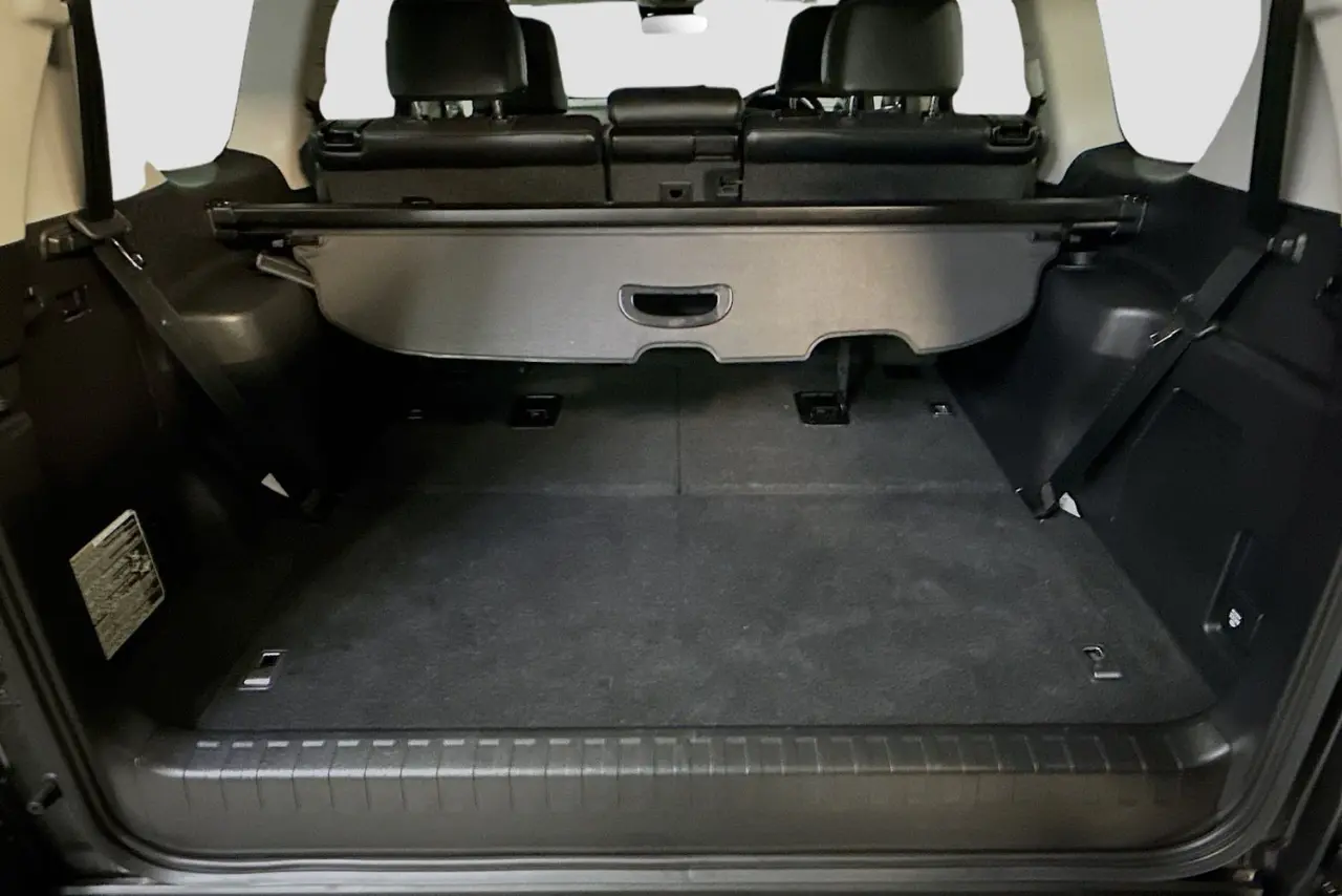 2023 Toyota Landcruiser Prado Gallery Image 27