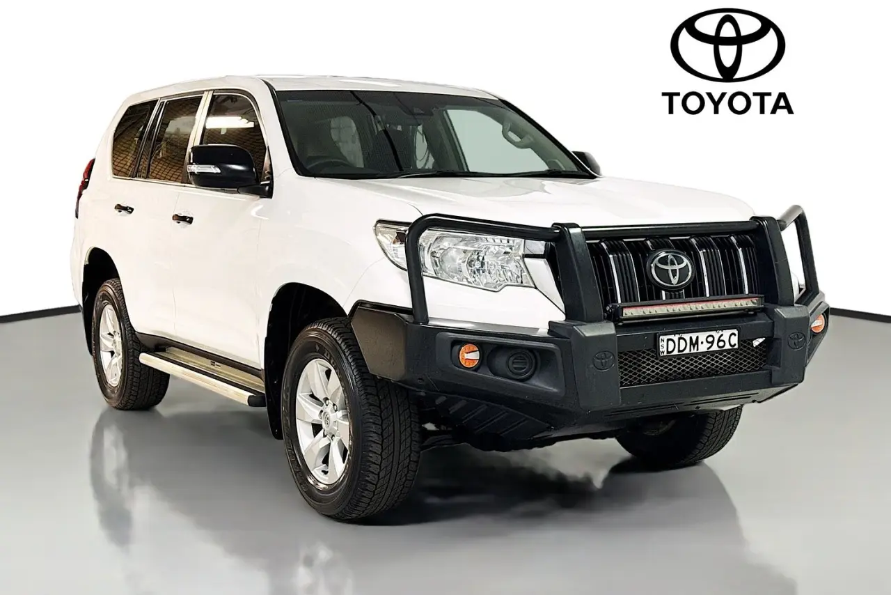 2023 Toyota Landcruiser Prado Gallery Image 1