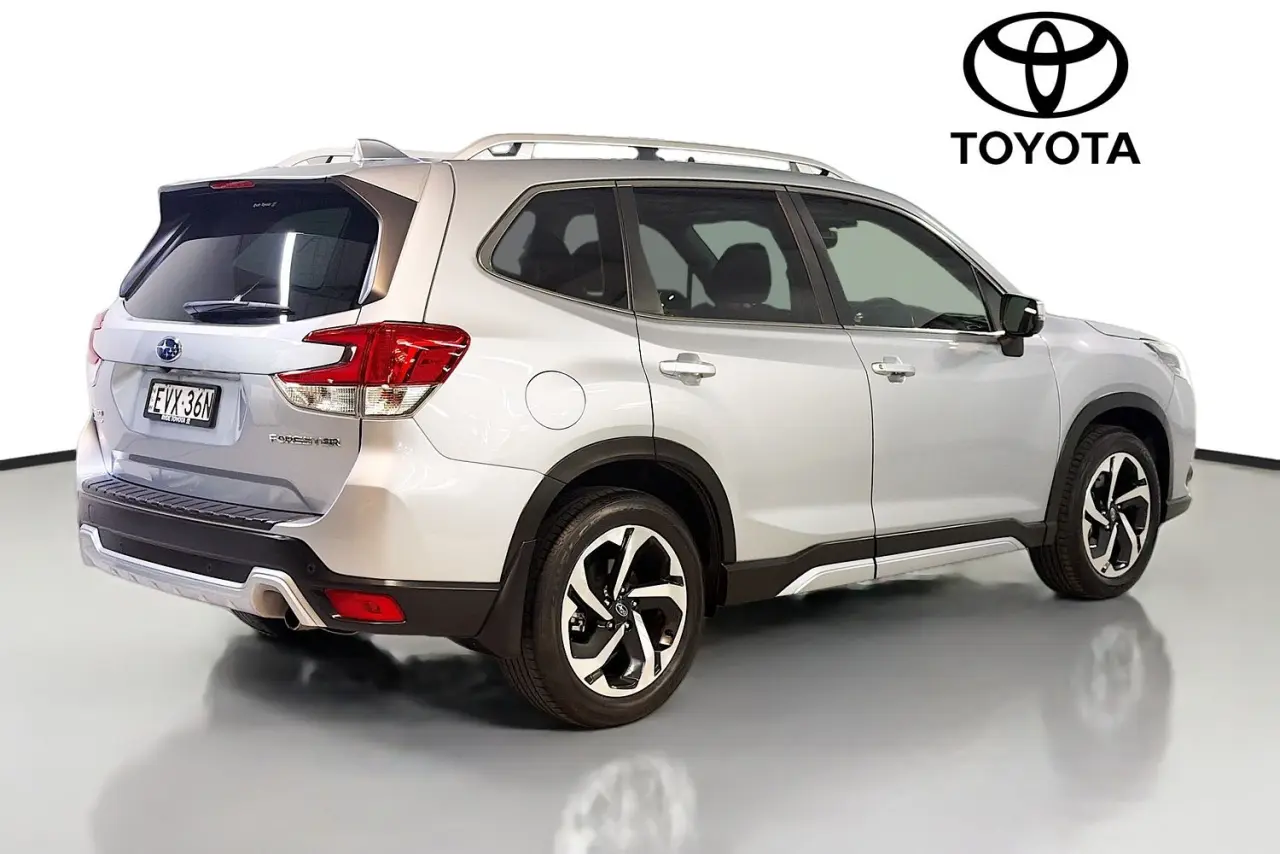 2023 Subaru Forester Gallery Image 10