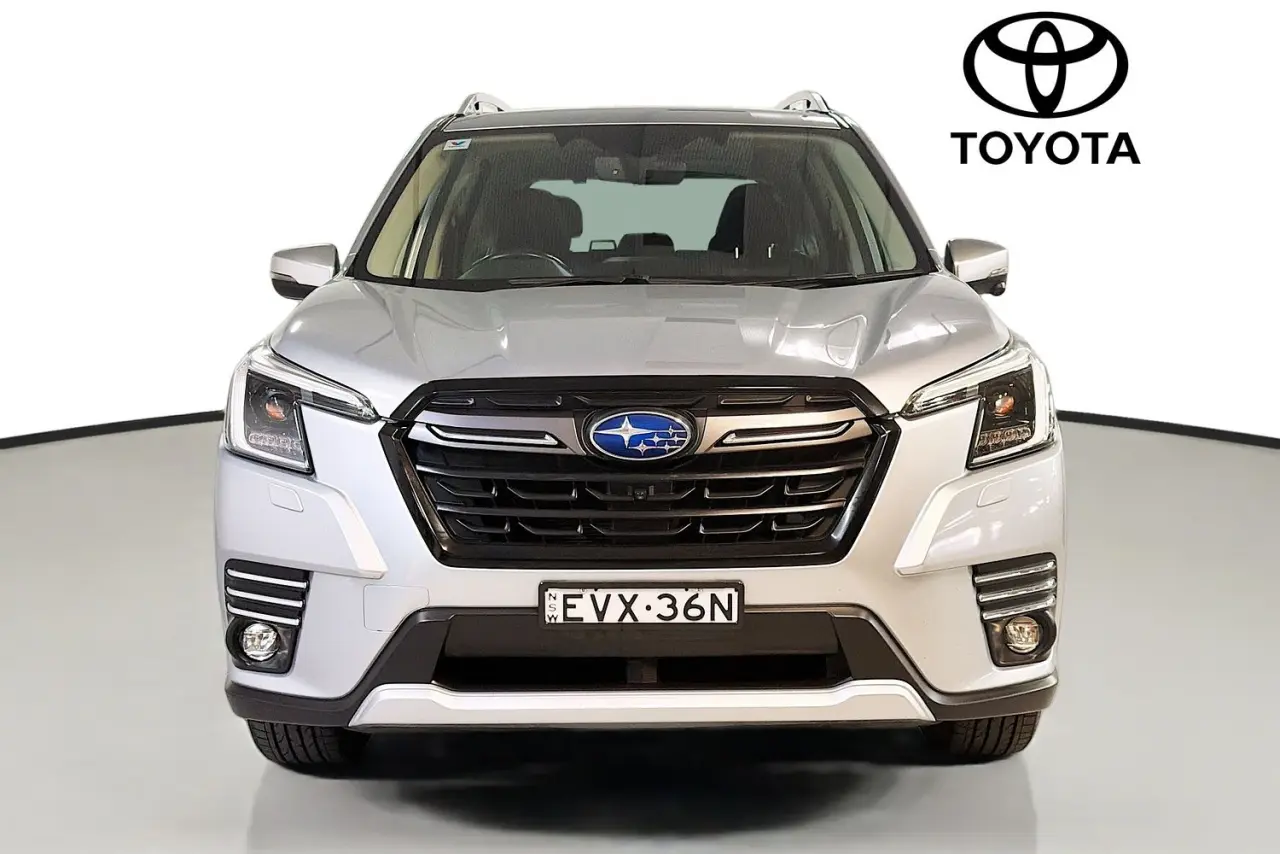 2023 Subaru Forester Gallery Image 2