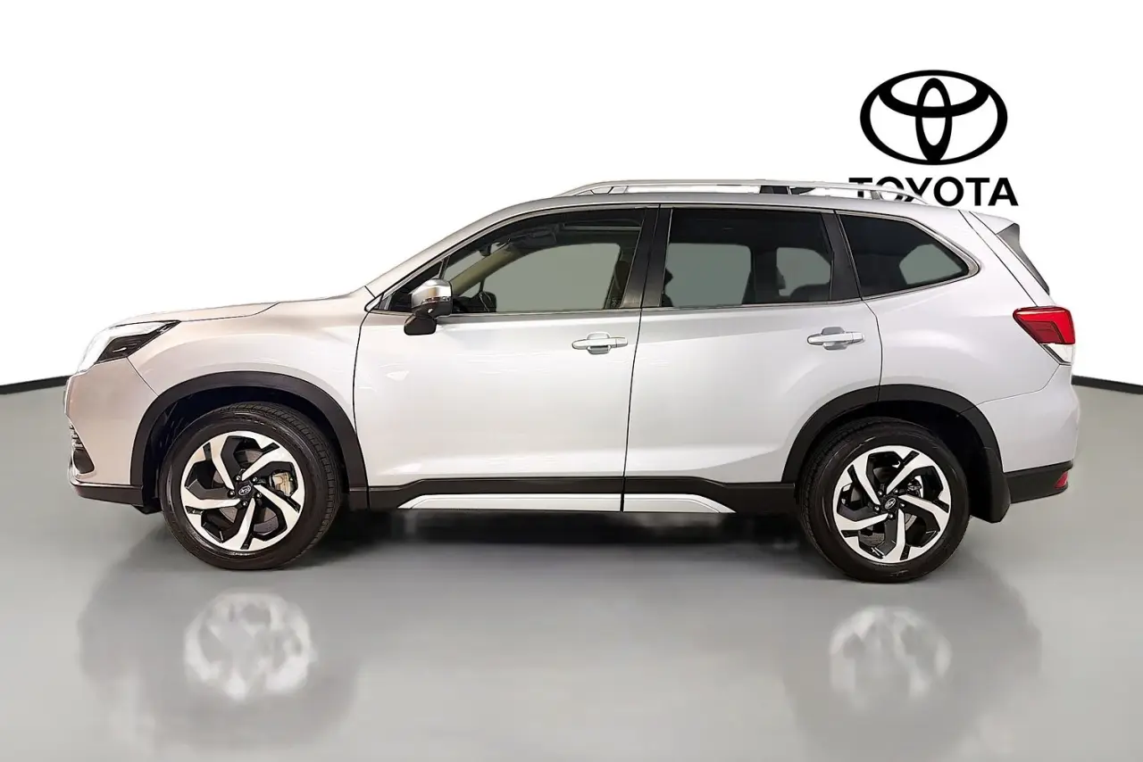 2023 Subaru Forester Gallery Image 5