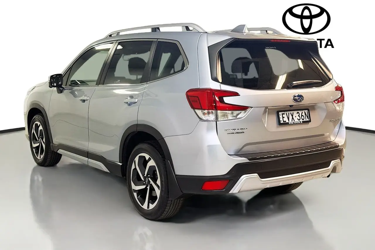 2023 Subaru Forester Gallery Image 6