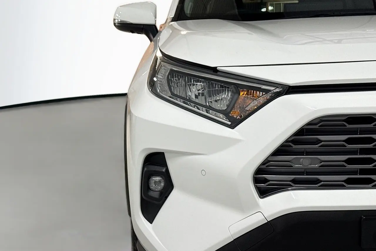 2023 Toyota RAV4 Gallery Image 3