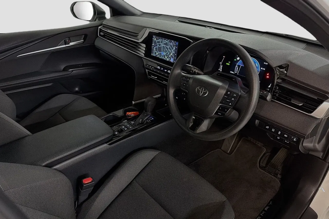 2025 Toyota Camry Gallery Image 23