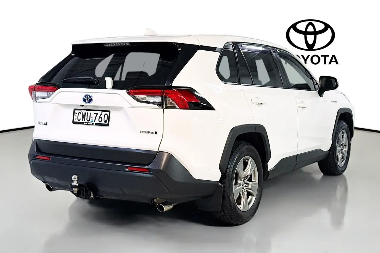 2022 Toyota RAV4 Gallery Image 10