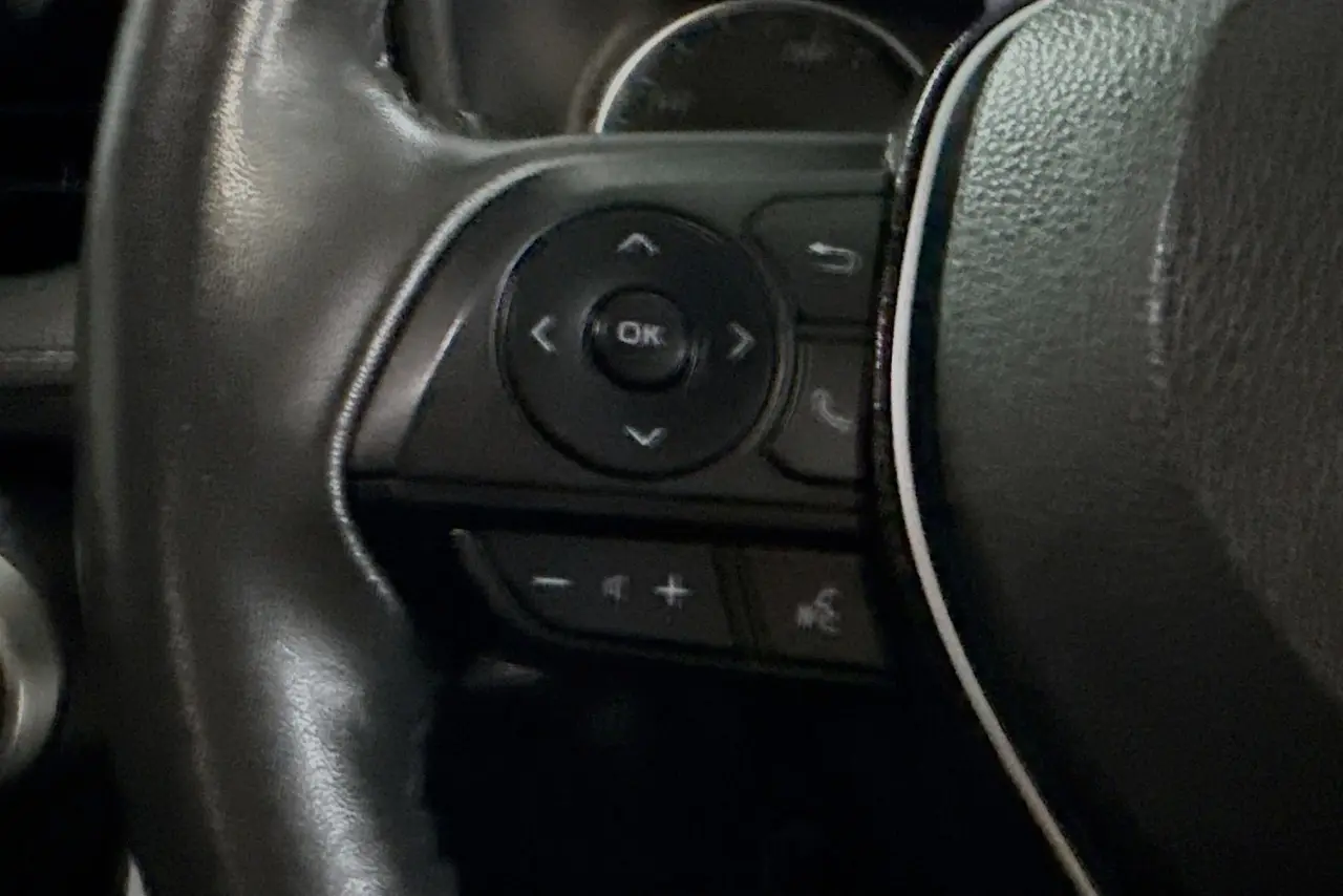2022 Toyota RAV4 Gallery Image 19