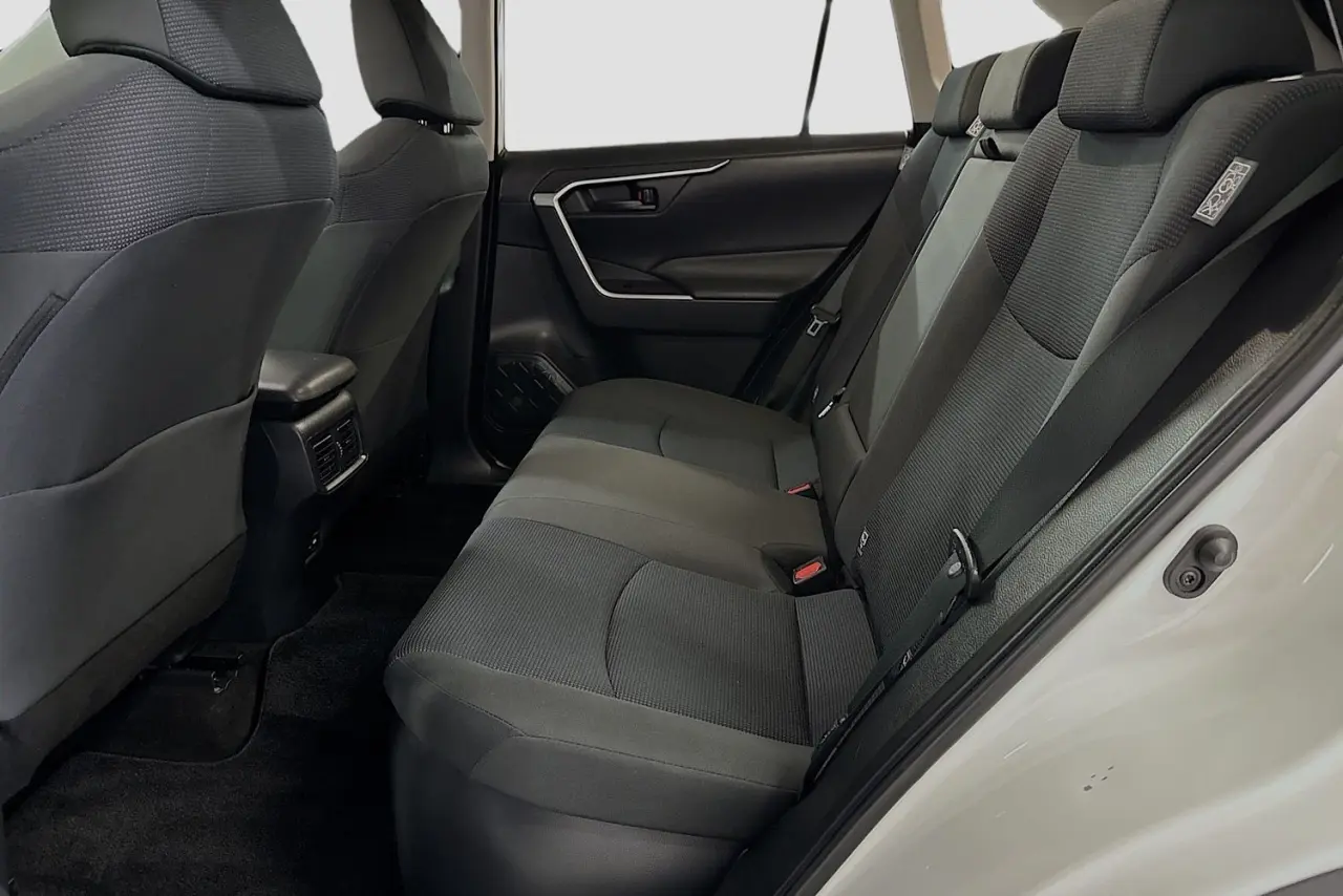 2022 Toyota RAV4 Gallery Image 26