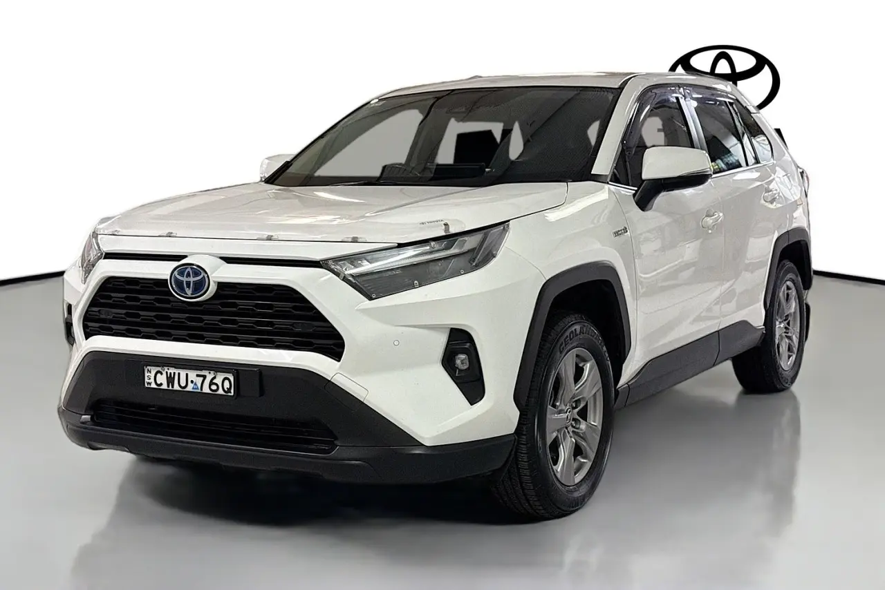 2022 Toyota RAV4 Gallery Image 4