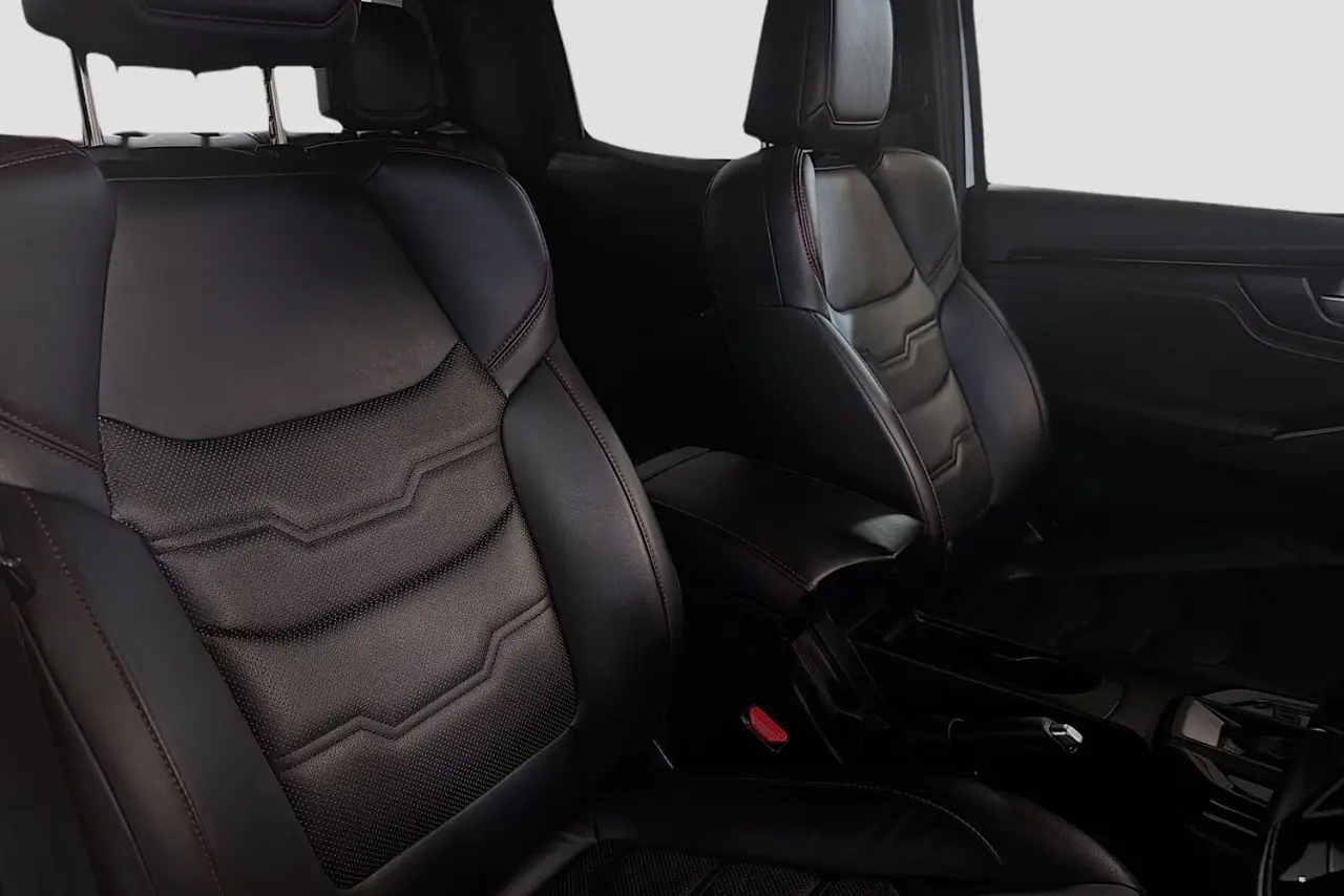 2023 Isuzu D-MAX Gallery Image 13