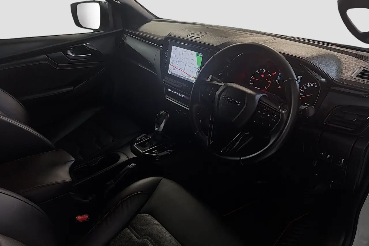 2023 Isuzu D-MAX Gallery Image 23