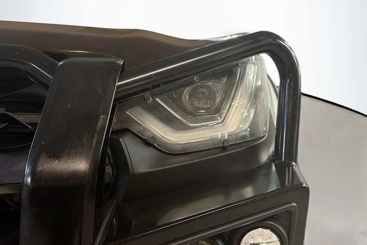 2023 Isuzu D-MAX Gallery Image 3