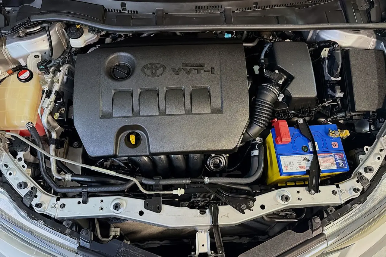 2015 Toyota Corolla Gallery Image 28