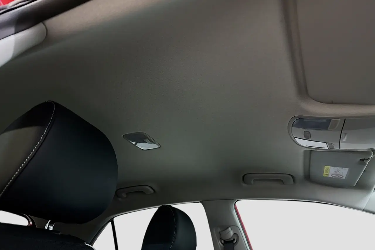 2021 Kia Rio Gallery Image 12