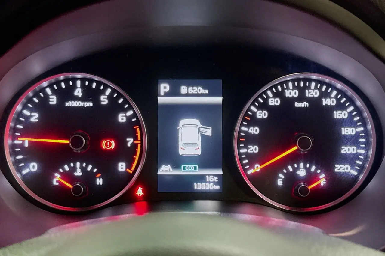 2021 Kia Rio Gallery Image 21