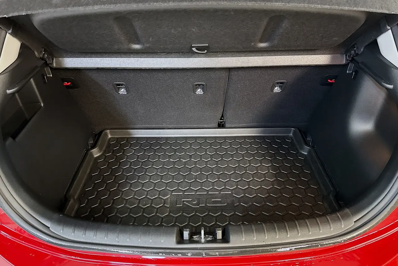 2021 Kia Rio Gallery Image 26