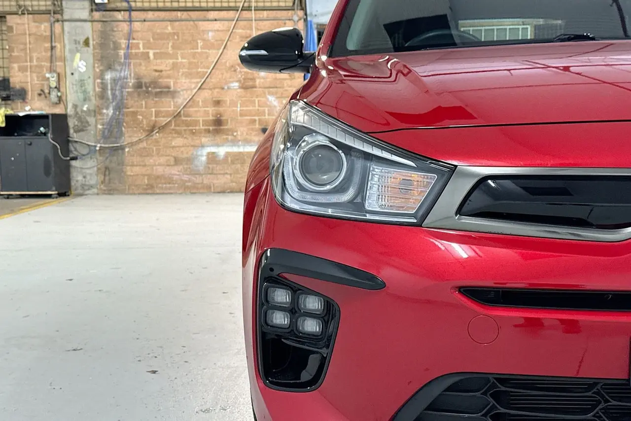 2021 Kia Rio Gallery Image 3