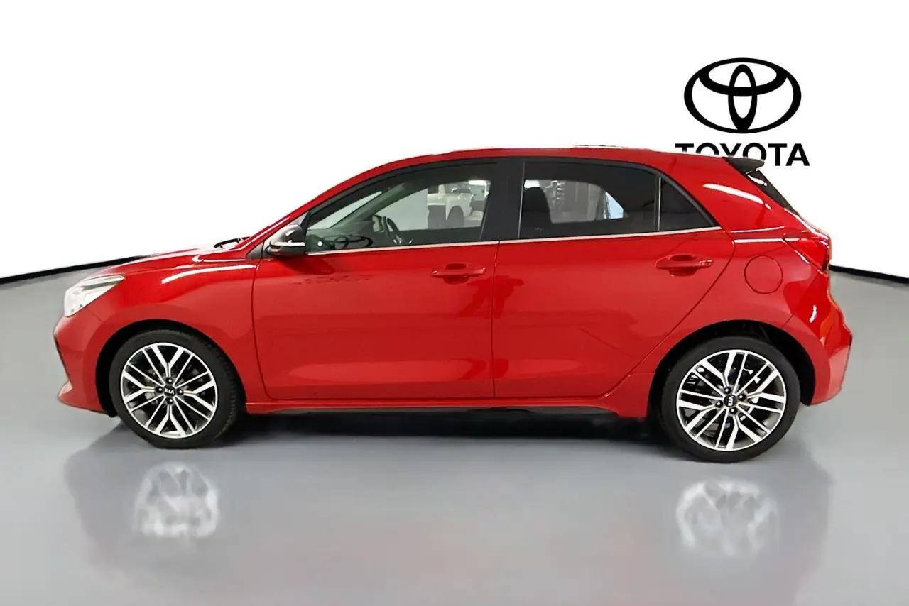 2021 Kia Rio Gallery Image 5