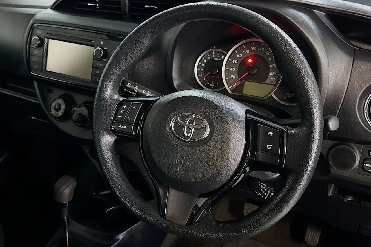 2019 Toyota Yaris Gallery Image 14