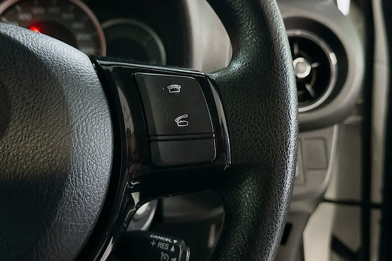 2019 Toyota Yaris Gallery Image 19